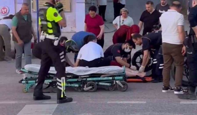 Edirne'de iki motosikletin çarpıştığı kazada 2 genç kız yaralandı