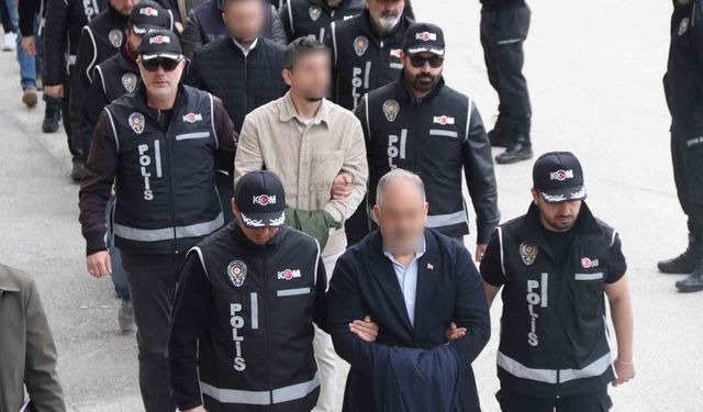 Eski belediye çalışanı Yaprak Eryılmaz: 'Şüphelilerle çok çalıştık, onları çok uyardım, beni çok engellediler'