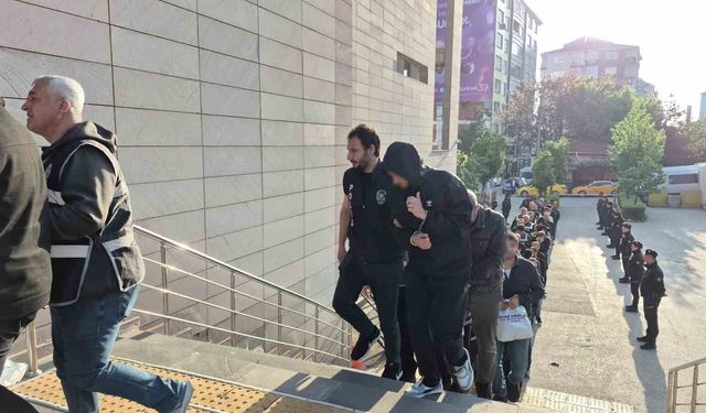 Eskişehir merkezli 33 ildeki 8,7 milyar liralık yasa dışı bahis operasyonunda 45 şüpheli adliyeye sevk edildi