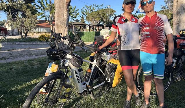 Festival için 2 bin kilometre pedal çevirip Bergama'ya geldiler