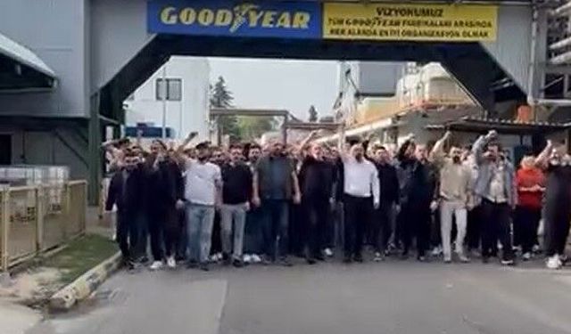 Goodyear fabrikasında vardiya sloganlarla değişti