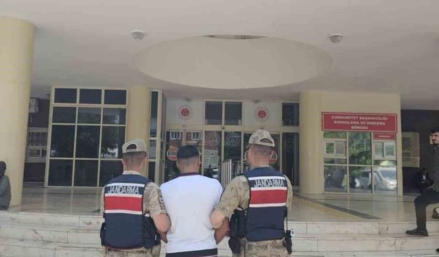 Hırsızlık suçundan aranan şahıs yakalandı