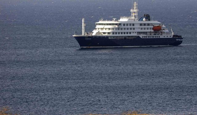 İspanya hantavirüsü tespit edilen yolcu gemisinin Kanarya Adaları'na yanaşmasına izin verdi