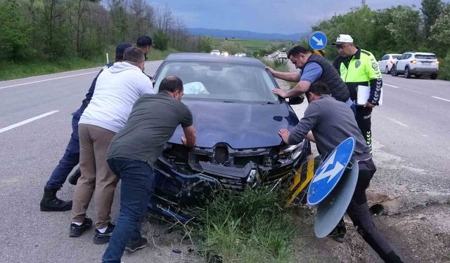 Kastamonu'da üç araç çarpıştı: 5 yaralı