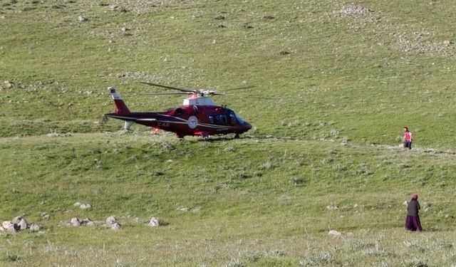 Kaza geçiren motosiklet sürücüsüne hava ambulansı