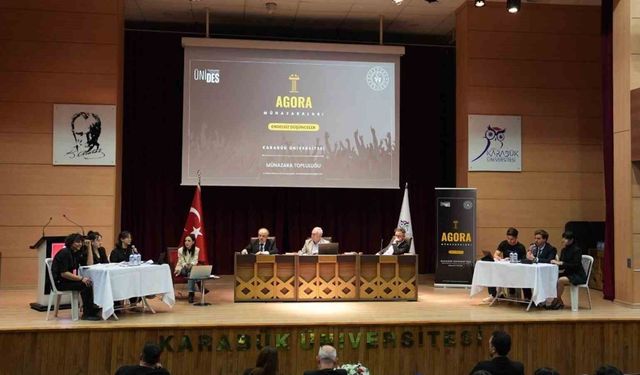 KBÜ'de 'Engelsiz Düşünceler' kapsamında münazara etkinliği düzenlendi
