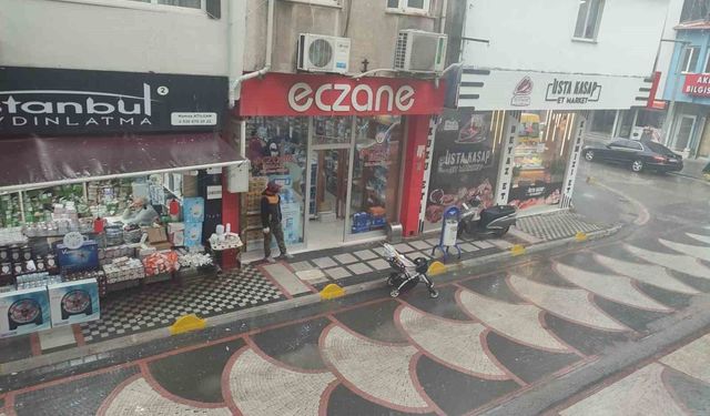 Keşan'da sağanak yağış etkili oldu