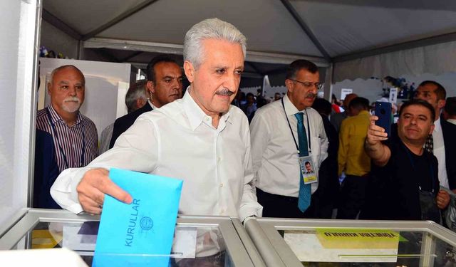 Mehmet Ali Aydınlar: 'Olağanüstü Seçimli Genel Kurulda aday olmayacağım'