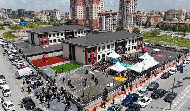 Melikgazi Belediyesi Kazım Karabekir İlkokulu ve Ortaokulu açıldı