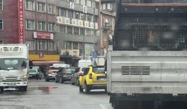 Metrelerce kuyruk oluştu