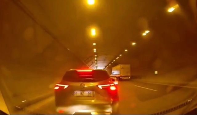 Osmaniye'de 6 araçın karıştığı zincirleme kazanın araç içi kamera görüntüsü ortaya çıktı