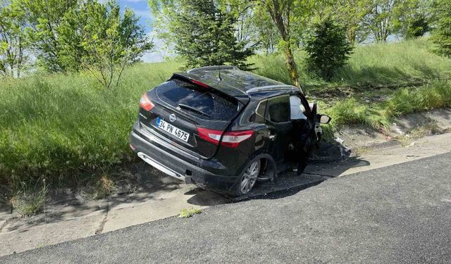 Otoyolda dolu yağışı kazaları beraberinde getirdi: 2 yaralı
