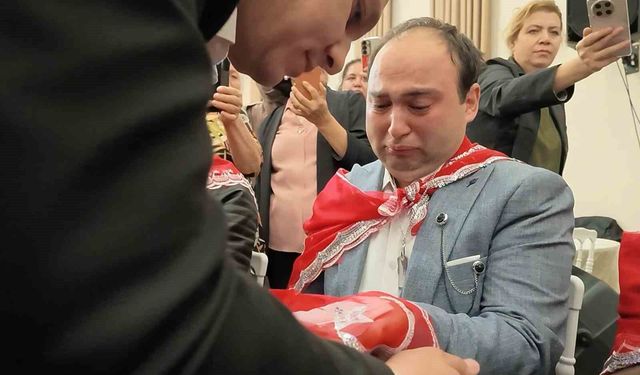 Özel bireyler askerlik kına gecesinde hem duygulandı hem eğlendi