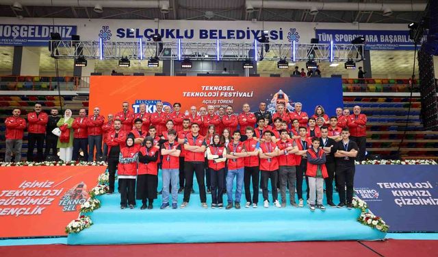 Selçuklu TEKNOSEL Teknoloji Festivali başladı