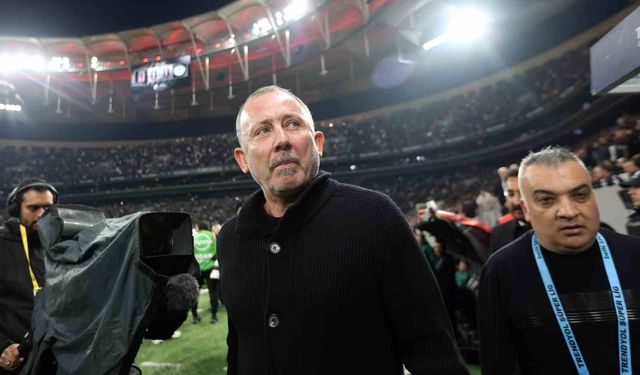 Sergen Yalçın'dan kadroda 8 değişiklik