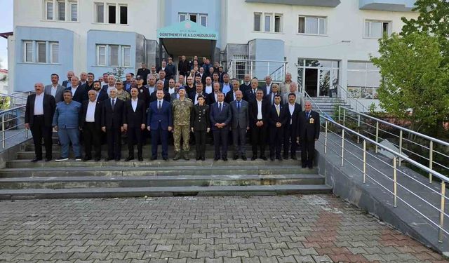 Tatvan'da bayramlaşma programı gerçekleştirildi