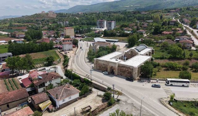 Tokat'taki 8 asırlık kervansaray, günümüzde restoran olarak hizmet veriyor