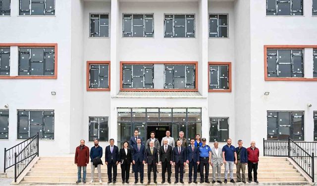 TOKİ Pınarhisar Ortaokulu inşaatı tamamlanma aşamasında