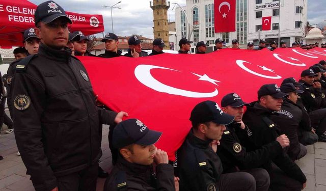 Yozgat'ta bayrak yürüyüşü coşkuyla gerçekleştirildi