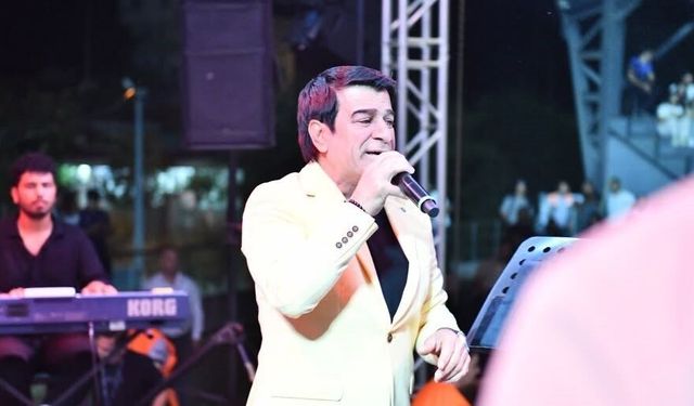 28. Yeşilyurt Kültür, Spor ve Kiraz Festivali'nde türkü dolu gece