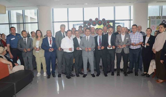 Acıpayam'da halk eğitim kursiyerleri yıl boyunca ürettiklerini sergiledi