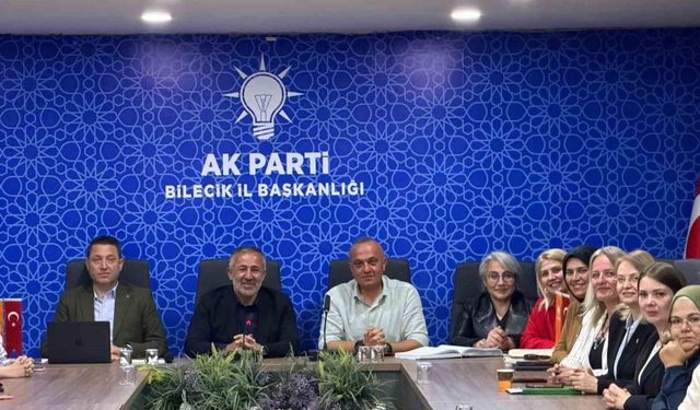 AK Parti'de yol haritası belirlendi