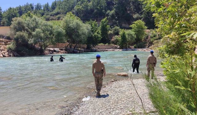 Alara Çayı'nda kaybolan genci arama çalışmaları 17'nci gününde sürüyor