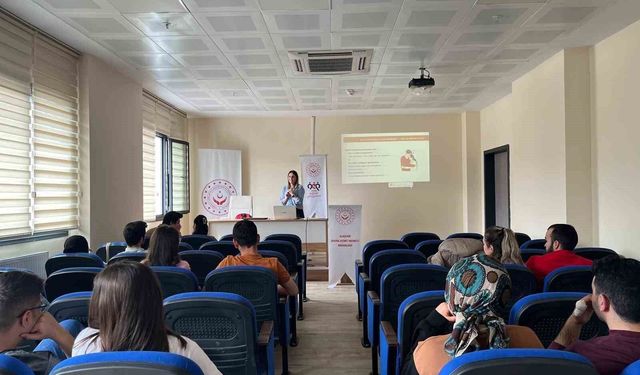 Alaşehir'de evlilik öncesi eğitimlerle genç çiftlere destek