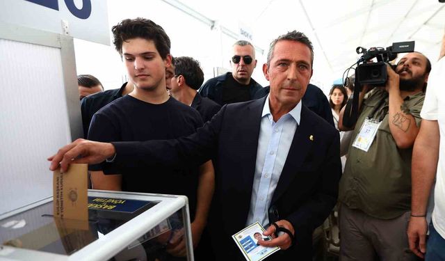 Ali Koç: 'Fenerbahçe'nin yeni lideri kim olacaksa onun etrafında camianın birleşmesini diliyorum'