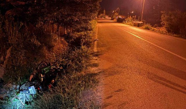 Alkollü motosiklet sürücüsü kaza yaptı: Hayati tehlikesi bulunuyor