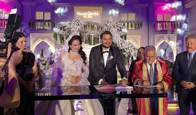 Altan Aydemir'in mutlu günü