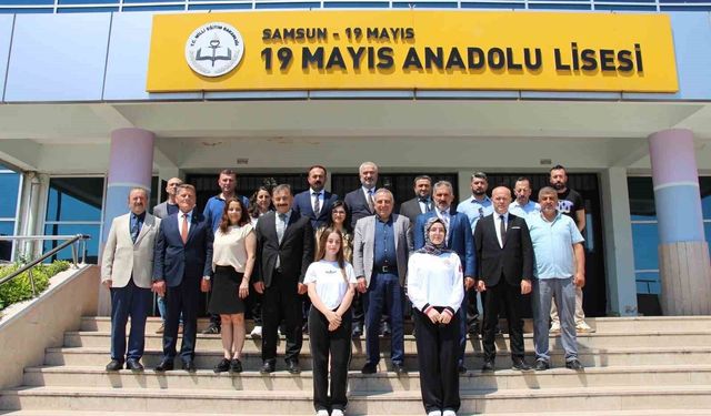 Anı Kitap Kafe öğrencilerle buluştu
