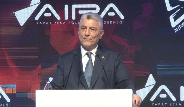 Bakan Bolat: 'Dış Ticaret Anomali Tespit Sistemi sayesinde olağandışı hareketleri kısa sürede matematiksel ve istatistiksel modellerle anında tespit ediyoruz'