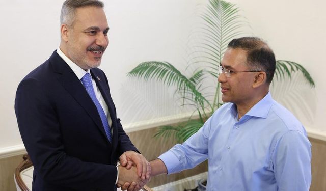 Bakan Fidan, Bangladeş Başbakanı Rahman tarafından kabul edildi