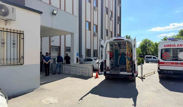 Baraj yolunda motosiklet kazası: 2 yaralı