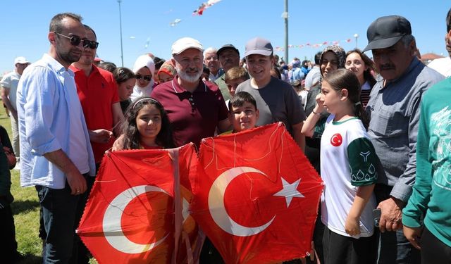 Başkan Çolakbayrakdar'dan yaz boyunca daha fazla etkinlik müjdesi