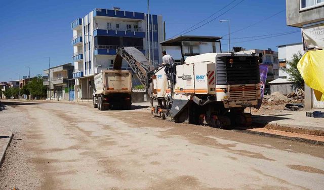 Başkan Hallaç: 'İlçemizde bozuk yol bırakmayacağız'