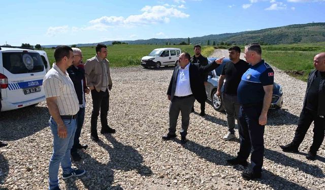 Başkan Hamamcı, TOKİ bağlantı yolu ve İsmetpaşa Mahallesi'nde inceleme yaptı