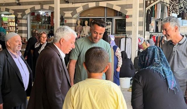 Başkan Karamehmetoğlu vatandaşlarla bir araya geldi