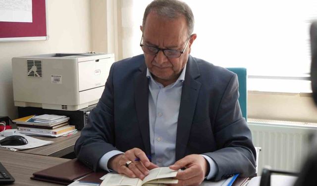 Bayburtlu eğitimci mezun olduğu okulda 37 yıldır öğrenci yetiştiriyor