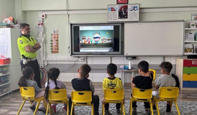 Bilecik'te öğrencilere trafik eğitimi verildi