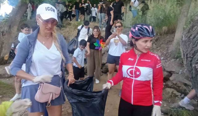 Bisiklet binme ve çevre temizliği etkinliği