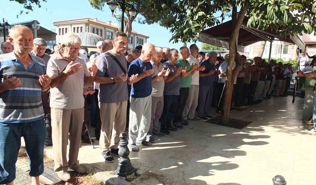 Burhaniye'de Gazeteci Şenol Torlak hayatını kaybetti