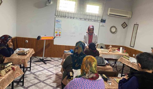 Çilimli'de kursiyerlere sağlık farkındalık eğitimi