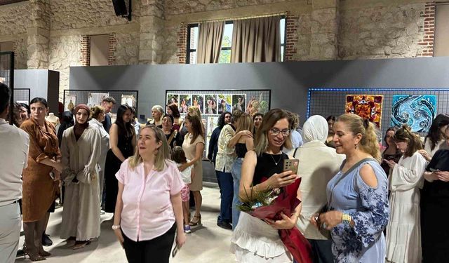 ÇÜ Tekstil ve Moda Tasarımı Bölümü öğrencilerinden mezuniyet sergisi