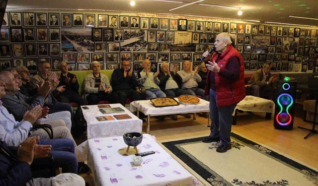 Derneğin duvarlarını kaplayan ilginç koleksiyon: Vefat eden 750 kişinin hatıra fotoğrafı var