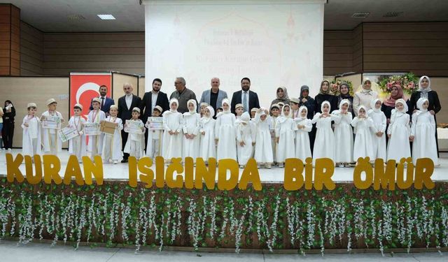 Erzincan'da miniklerin Kur'an sevinci