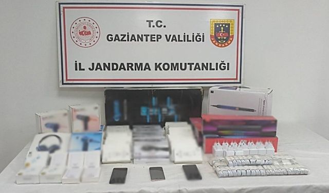 Gaziantep'te 1,4 milyon TL değerinde kaçak malzeme ele geçirildi: 2 gözaltı