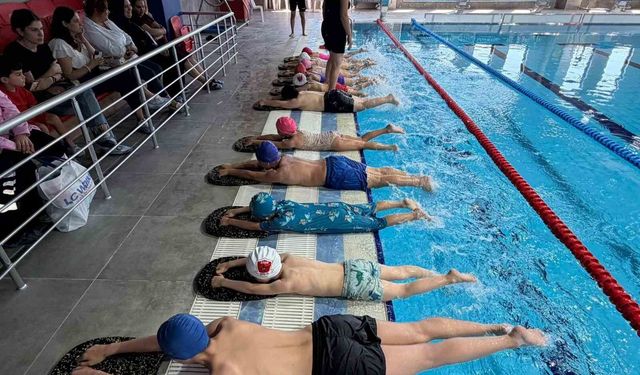 Germencik'te ilk kulaçlar atıldı