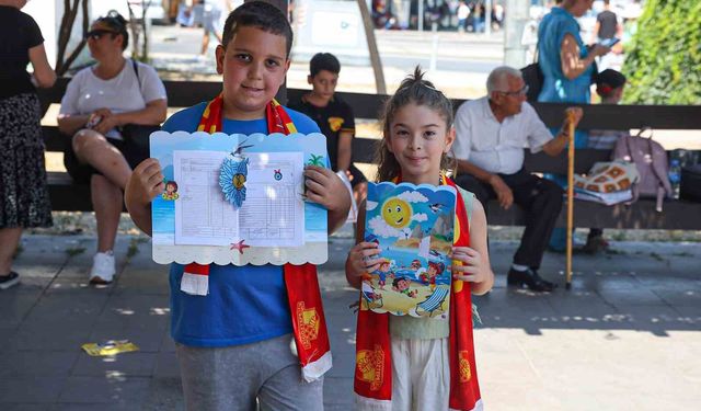 Göztepe'den Karne Etkinliği: 'Karneni Getir, Hediyeni Götür' coşkusu başladı